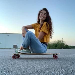 Meet your Posher, Linda